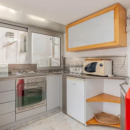 Court Of The Seminary Otranto