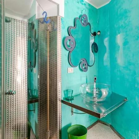 Court Of The Seminary * Otranto