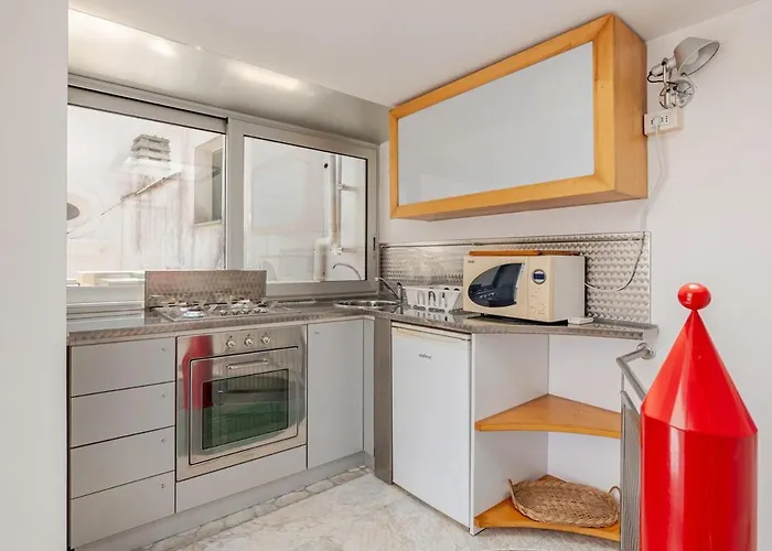 Court Of The Seminary Otranto