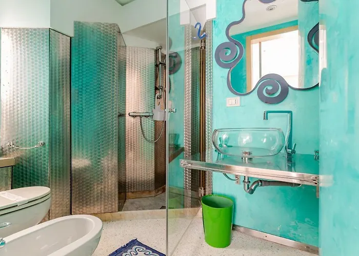 Court Of The Seminary * Otranto